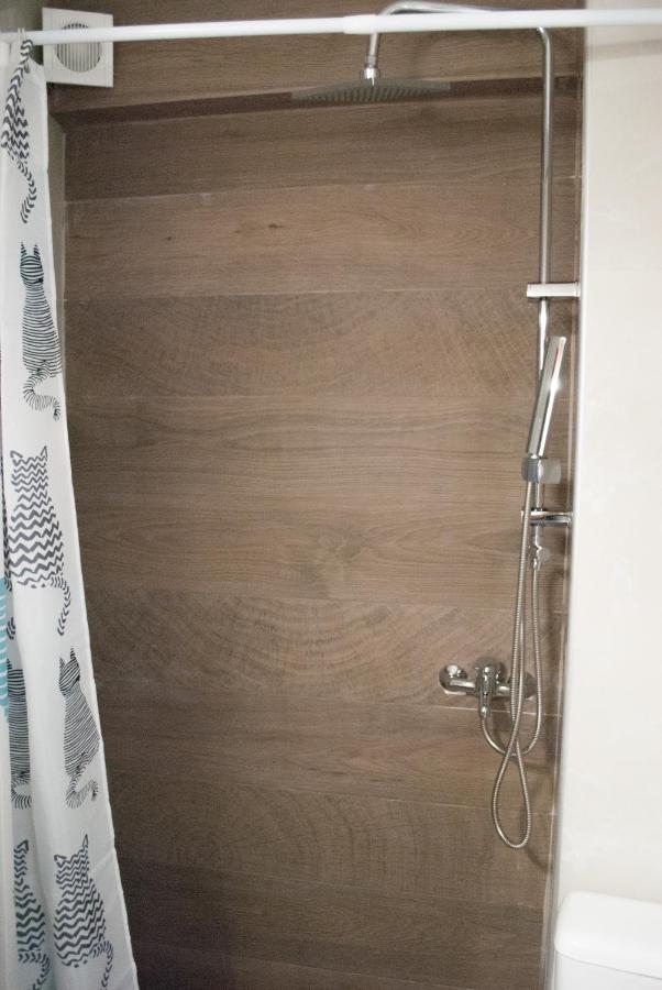 Mina'S Spacious Apt : June '23 Renovated 塞萨洛尼基 外观 照片